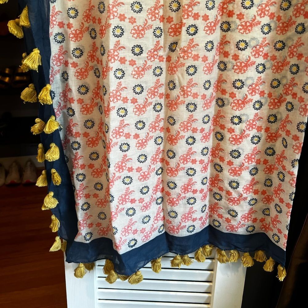 Anthropologie Style Tassel Scarf - Picture 5 of 7